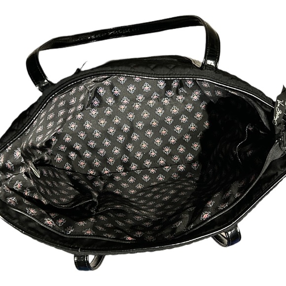 Vera Bradley Extra Large Black Quilted Cotton Travel Tote - Picture 5 of 8